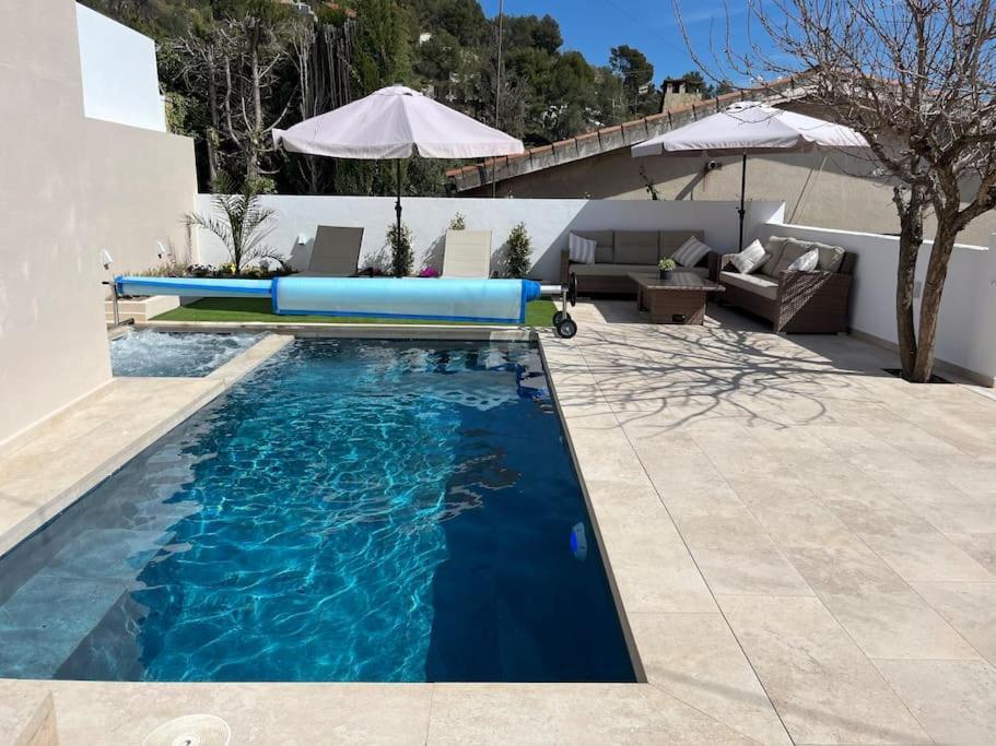 Lux Spa 2 Barcelona Vallirana المظهر الخارجي الصورة